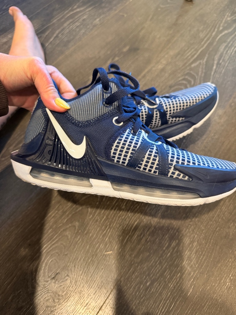 Nike witness VII basketball shoes